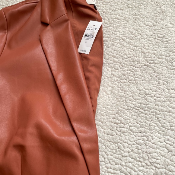 Loft faux leather blazer - Picture 4 of 11